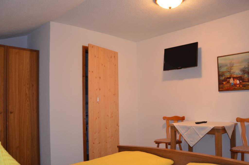 Christl'S Hof Bed & Breakfast Haiming Rom bilde