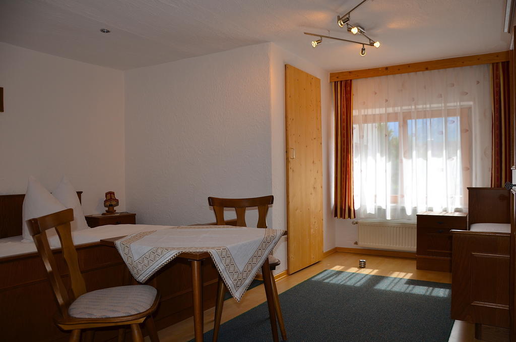 Christl'S Hof Bed & Breakfast Haiming Rom bilde