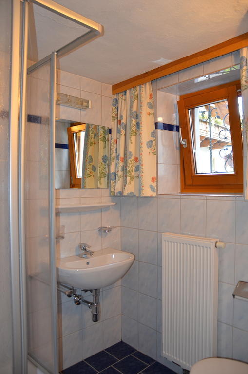 Christl'S Hof Bed & Breakfast Haiming Rom bilde